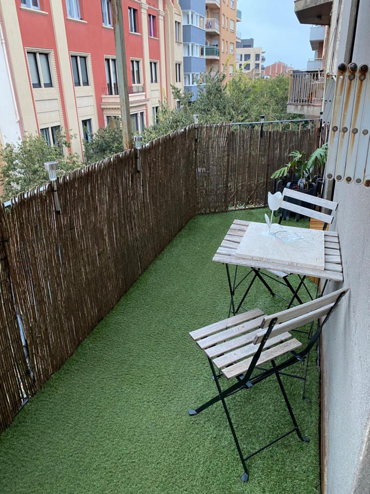 Apartamento Felicitat Figueres  Bagian luar foto