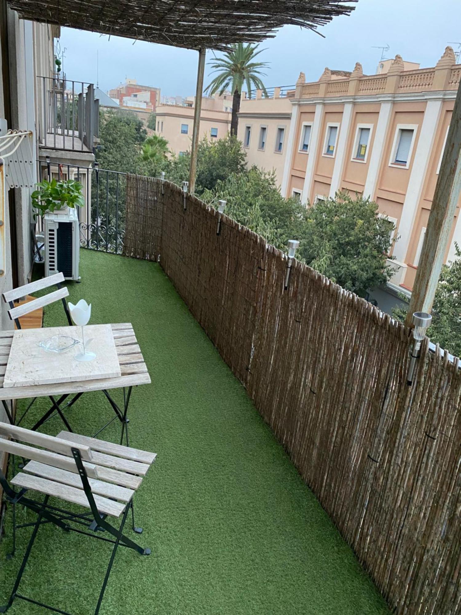 Apartamento Felicitat Figueres  Bagian luar foto