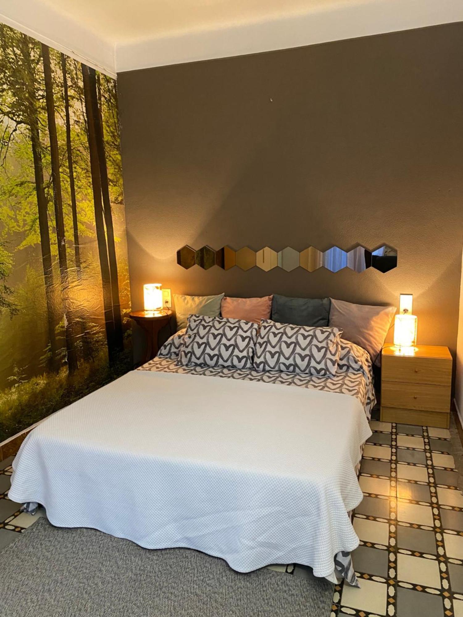 Apartamento Felicitat Figueres  Bagian luar foto